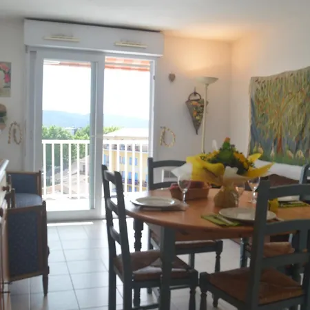 Appartement A Frejus Avec Terrasse Et Menage Inclus - Fr-1-226A-66 Exterior foto